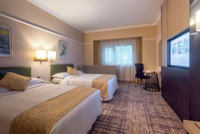 Standard Room, 2 Double Beds, Garden View