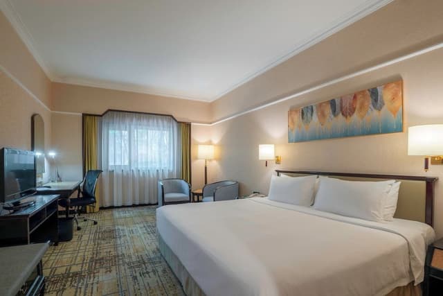 Suite, 1 Bedroom, Club Lounge Access, Garden View