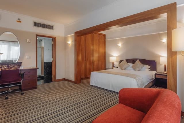 Suite, 2 Bedrooms, Kitchen (Dining)
