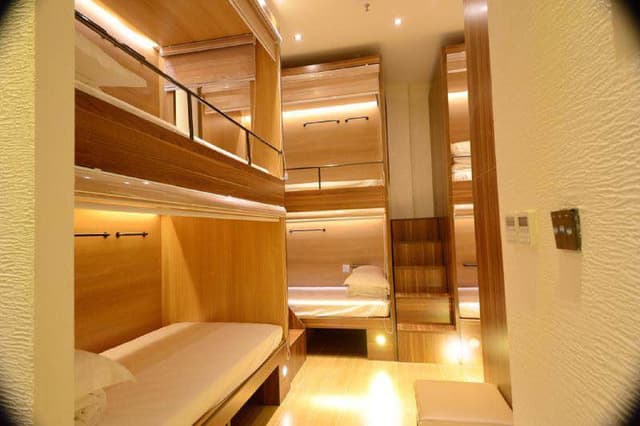 1 Person in Dormitory - Female Only