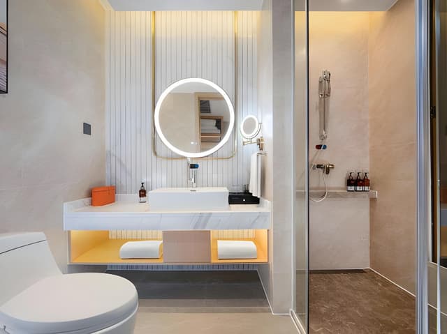Executive Queen Room