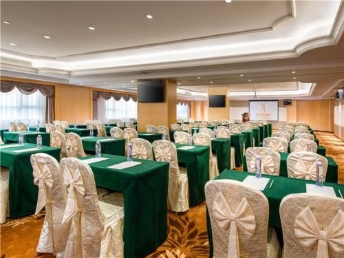 โรงแรมเวียนนา อินเตอร์เนชั่นแนล เซินเจิ้น ปูจี ต้าเฟิน (Vienna International Hotel Shenzhen Buji Dafen)3