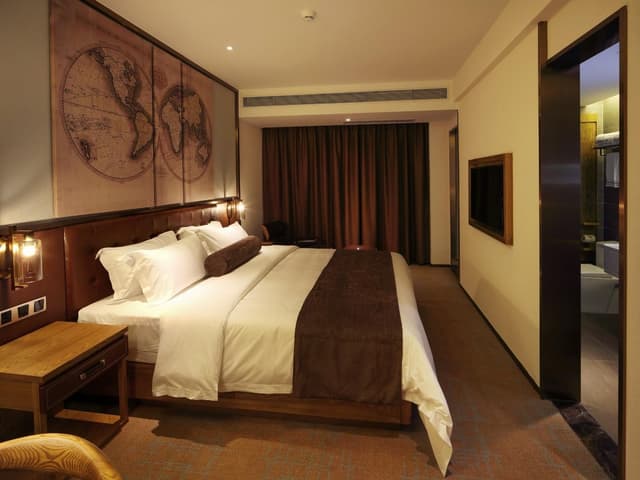 James Joyce - Feifan Bed Room