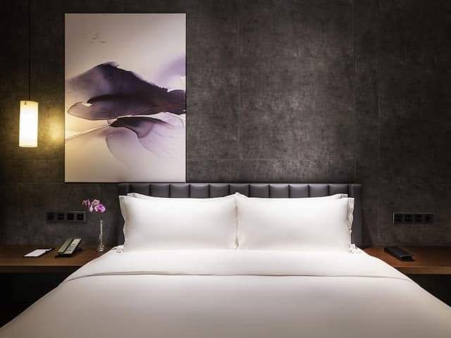Deluxe Room, 1 King Bed
