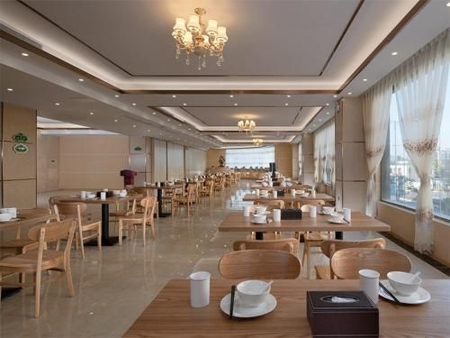 เวียนนา คลาสสิก โฮเทล (เซินเจิ้น พิงซาน บีหู) (Vienna Classic Hotel Shenzhen Pingshan Bihu)1