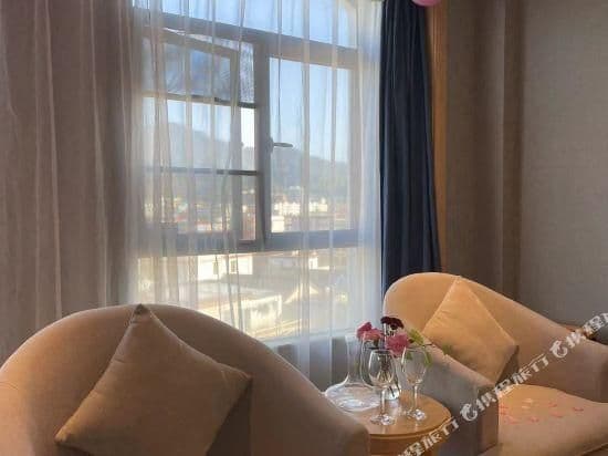 Couples' Queen Room