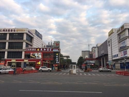 7Days Premium Shenzhen Dalang Commercial Center Branch1