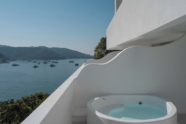 Honeymoon Double Room, 1 Queen Bed, Partial Ocean View