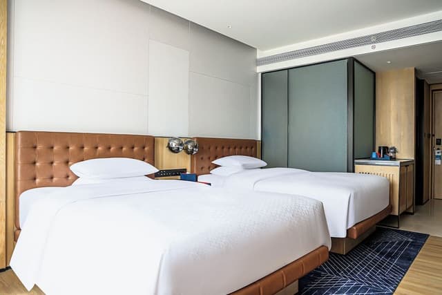 Superior Double Room, 2 Double Beds, City View