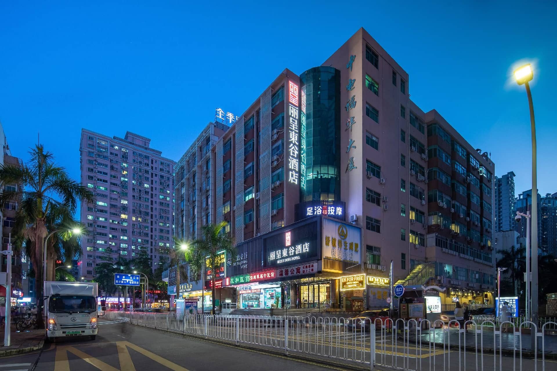 Rezen Dong Hotel Shenzhen Huaqiangbei Rezen Dong Hotel Shenzhen Huaqiangbei