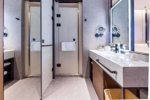 Atour Hotel Shenzhen Futian Huaqiangbei Pedestrian Street4