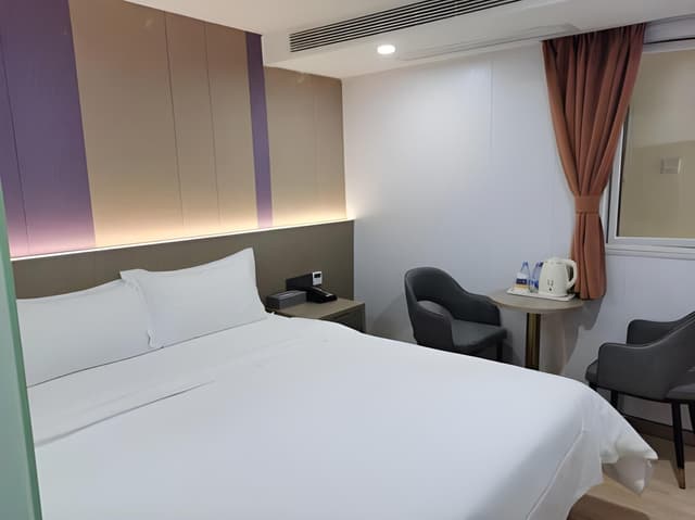 Select Bed Room