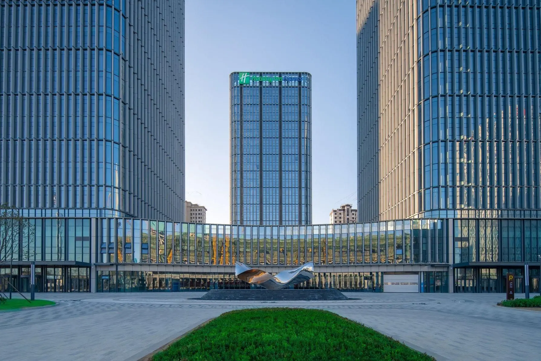 Holiday Inn Express Qingdao Northern West Coast Holiday Inn Express Qingdao Northern West Coast