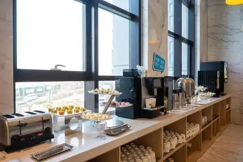 Holiday Inn Express Qingdao West Coast Holiday Inn Express Qingdao West Coast
