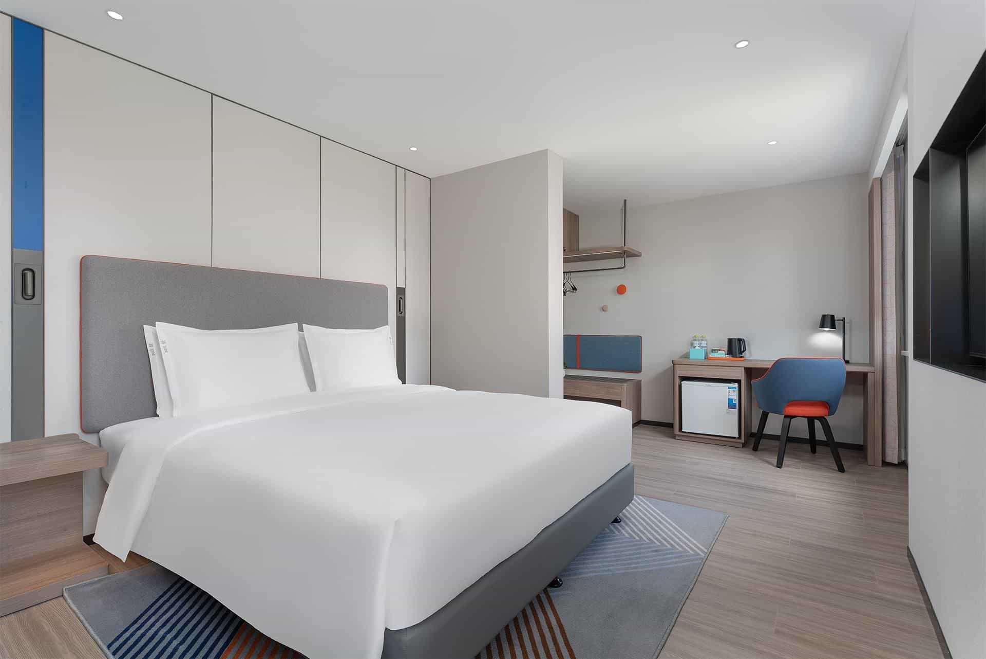 Holiday Inn Express Qingdao Shibei Holiday Inn Express Qingdao Shibei