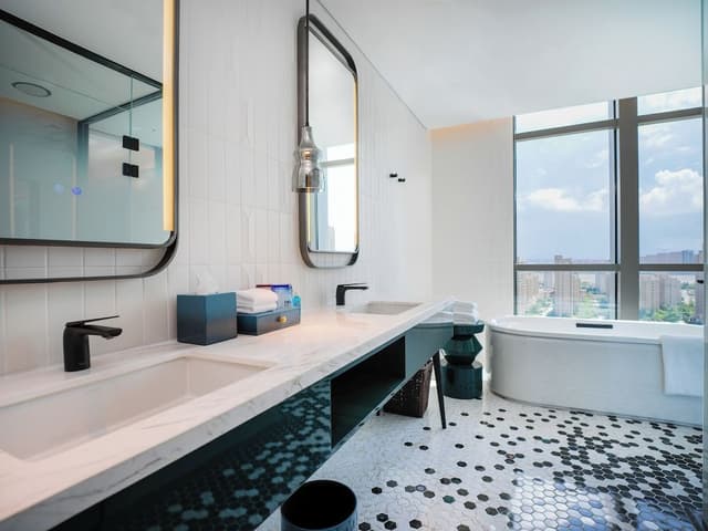 Executive Suite, 1 King Bed