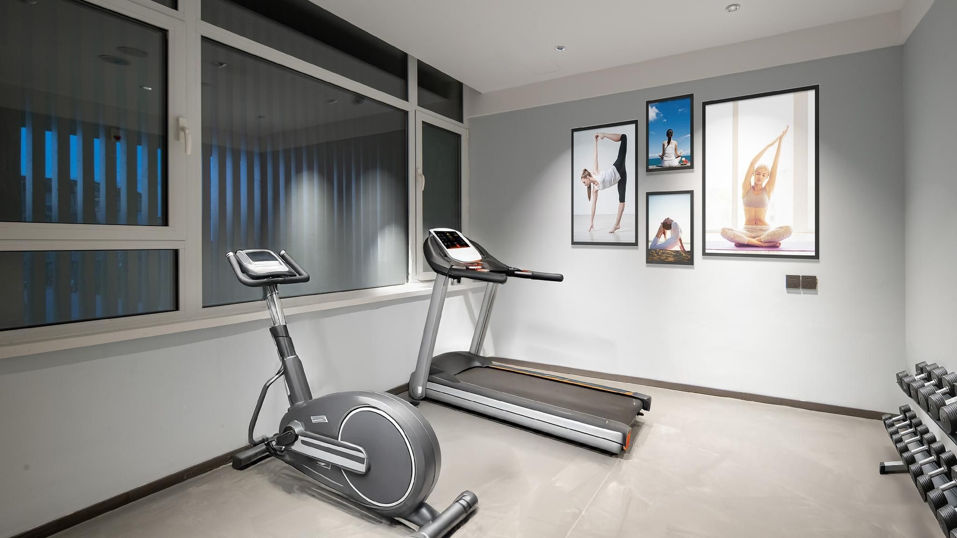 Holiday Inn Express Qingdao Hongdao Station3
