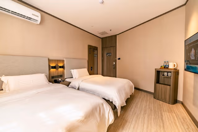 Huazhu - Family Room