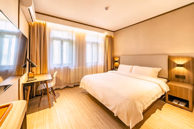 Huazhu - Superior BedRoom