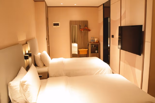 Huazhu - Twin Room