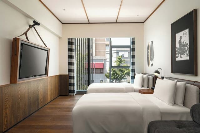 Flow Twin Room