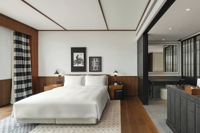 Encore Suite Room