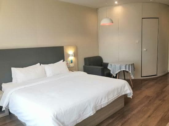 Superior Memory Foam Double Room