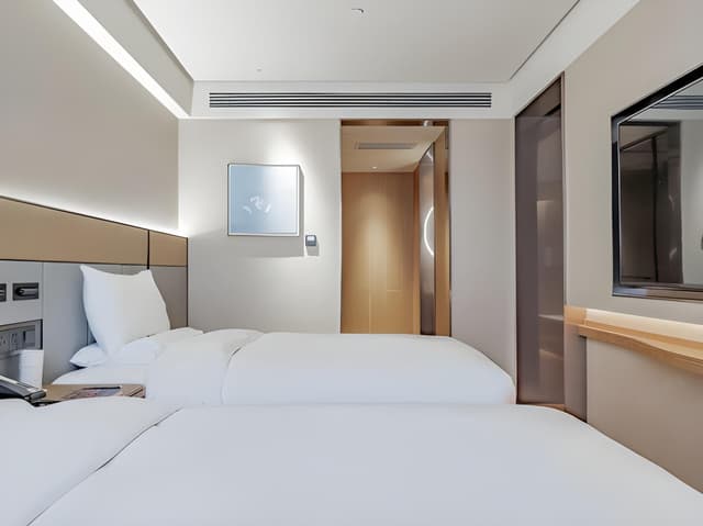 2 Bed Suite