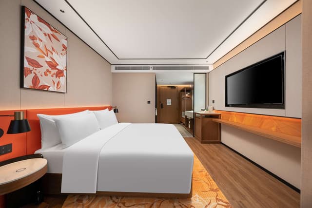 KING GUEST ROOM