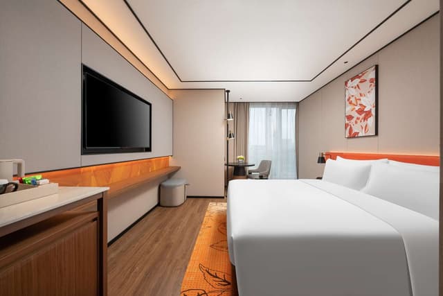 KING GUEST ROOM
