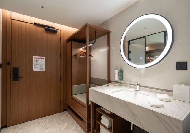 TWIN GUEST ROOM