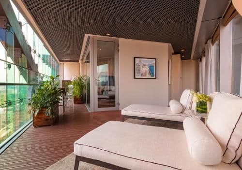 Deluxe Suite with Terrace