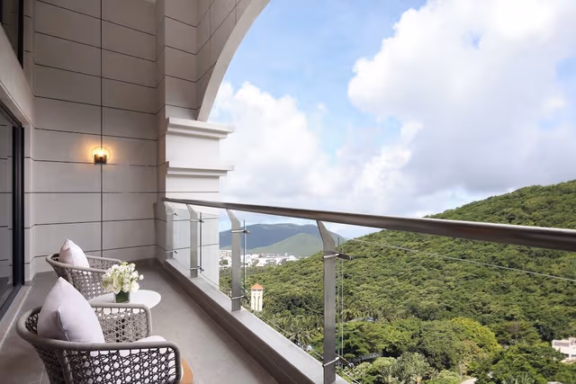 Room, Multiple Beds, Mountain View