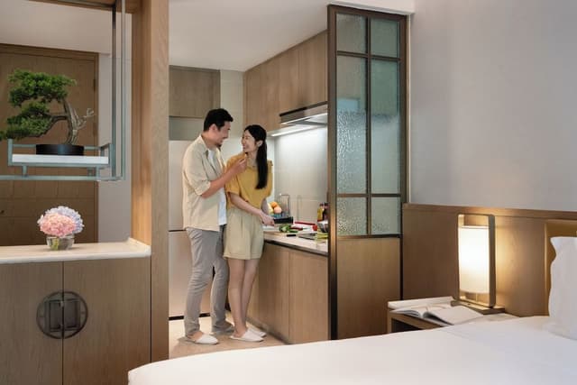 Suite, 2 Bedrooms (Dining Area)