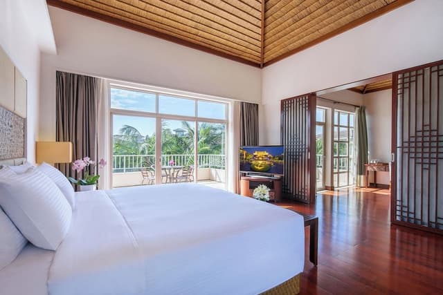 Exclusive Suite, Mountain View (1 King Bed and 1 Twin Bed)