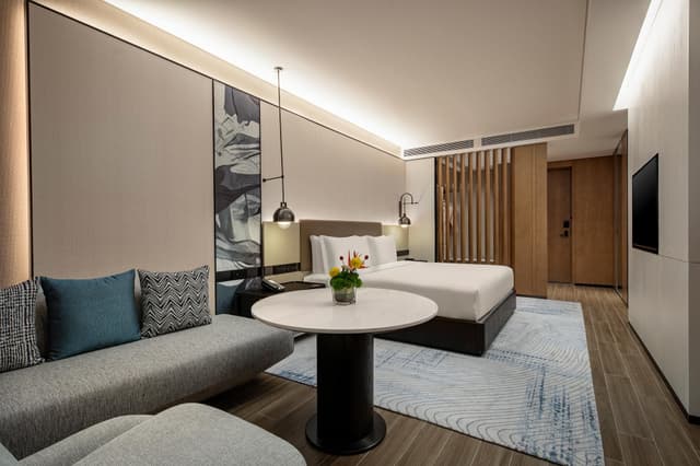 1 King Standard Ocean View
