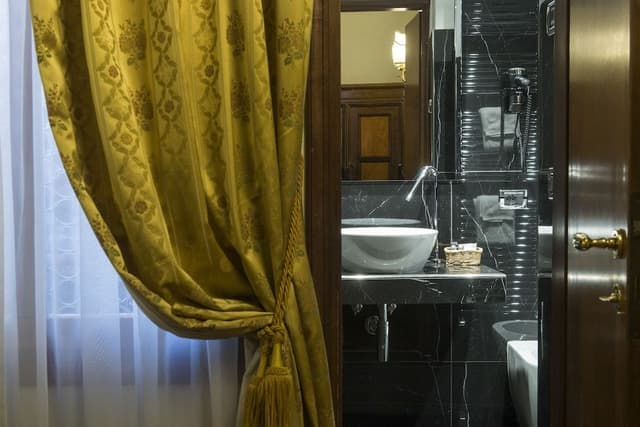 Classic Double or Twin Room
