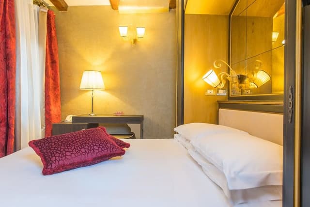 Classic Double or Twin Room