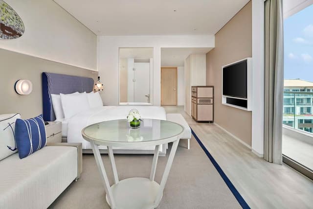 KING MERMOON ROOM
