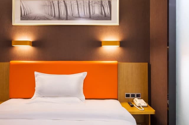 Select You Ter Room