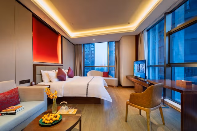 Deluxe Queen Room
