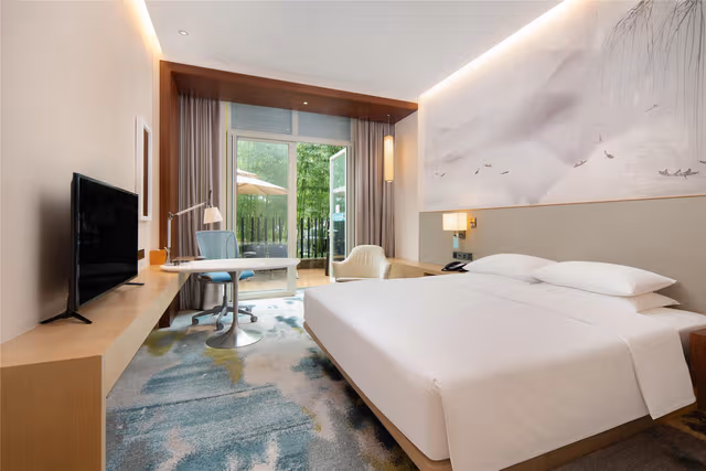 KING BED COURTYARD GUESTRM