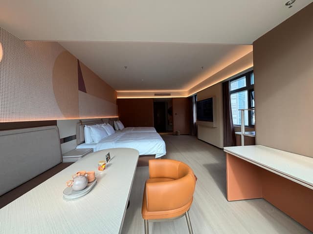 Huazhu - Family Room