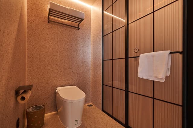 Huazhu - Family Room