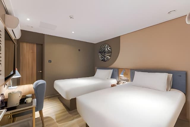HOM - Twin Bed Room A
