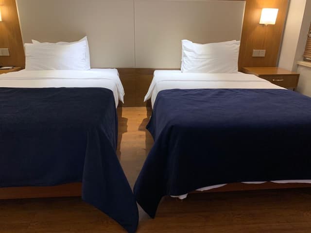 Twin Bed Room A