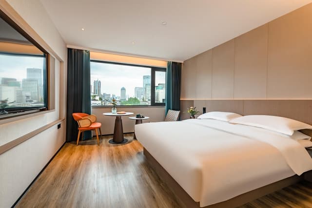 Select Bed Room