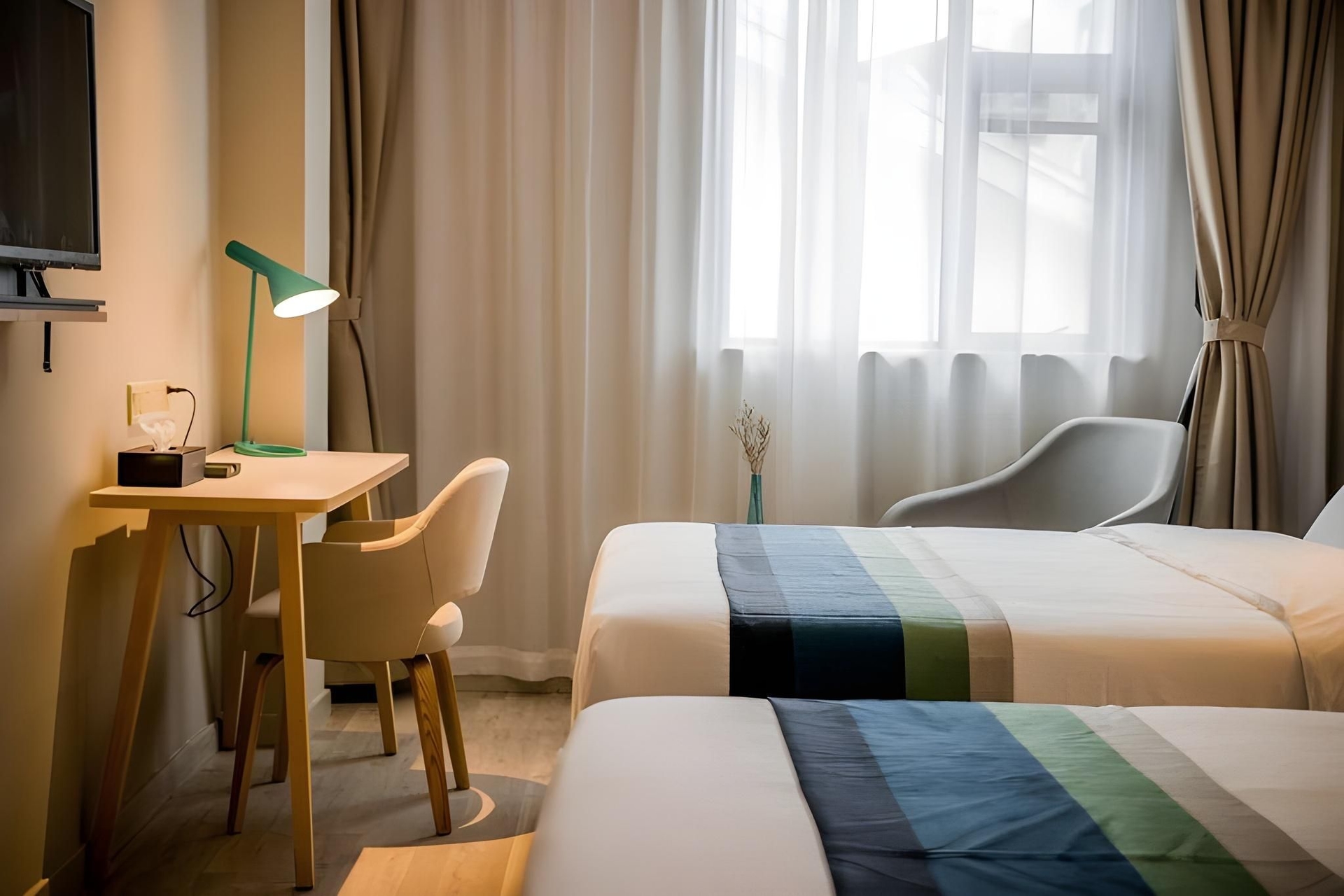 โฮม อินน์ สไตล์ หางโจว เวสต์ เลค เลคไซด์ อินไทม์ เพเดสเทรียน สตรีท เซ็นเตอร์ (Home Inn Style Hangzhou West Lake Lakeside Intime Pedestrian Street Center)2