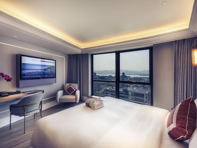Privilege, Room, 1 King Bed