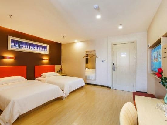 Featured Twin Room